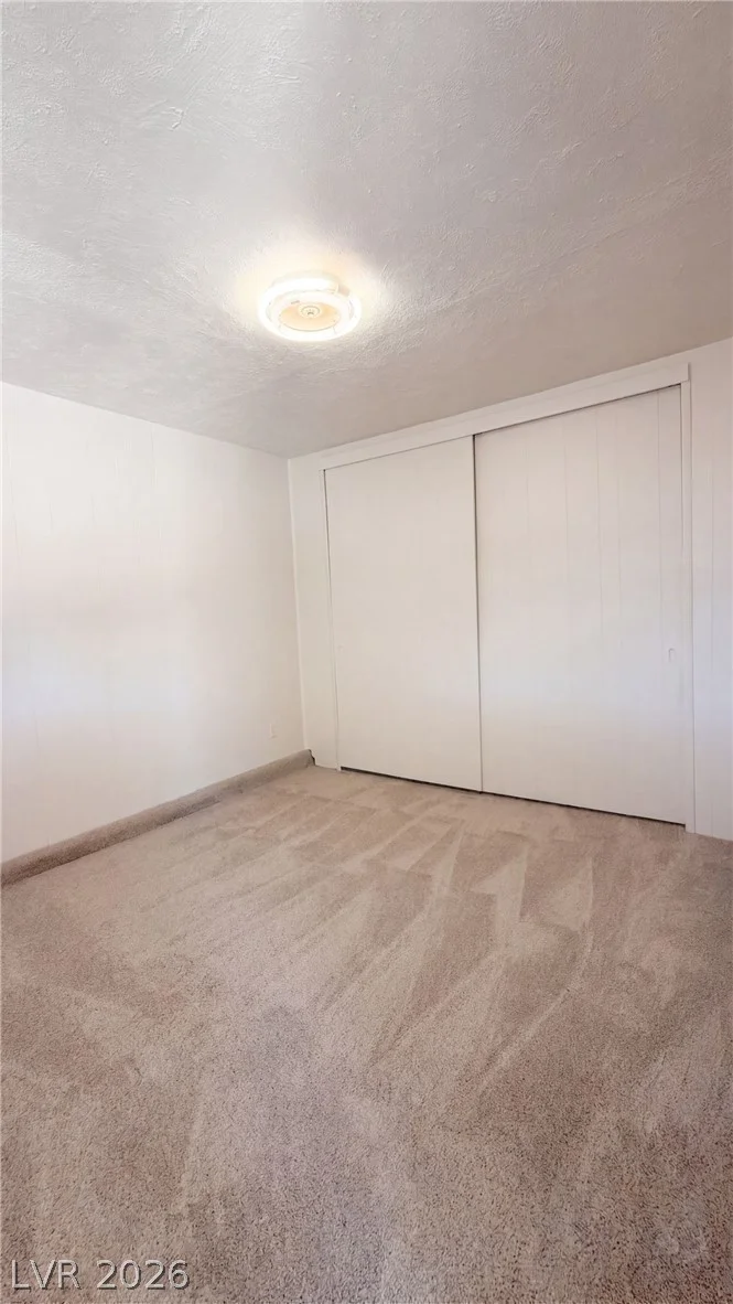 6121 Jones, Las Vegas, NV 89107