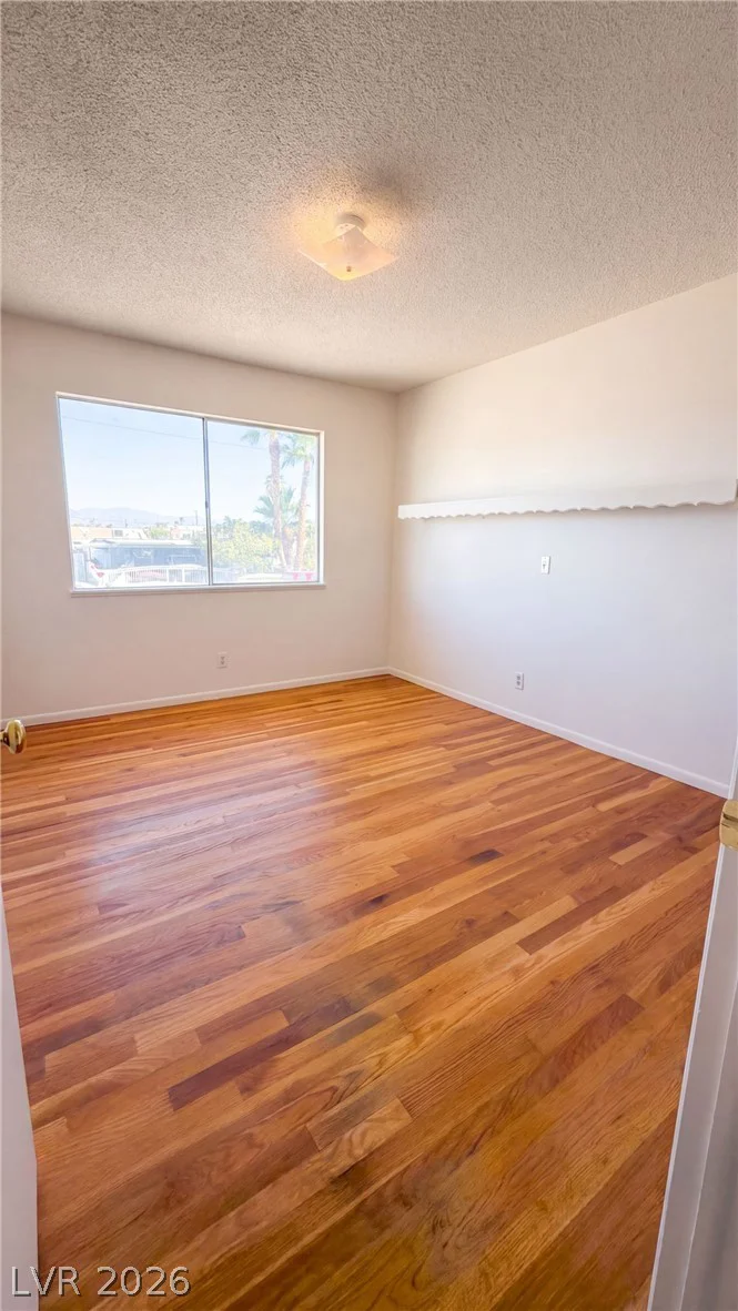 6121 Jones, Las Vegas, NV 89107