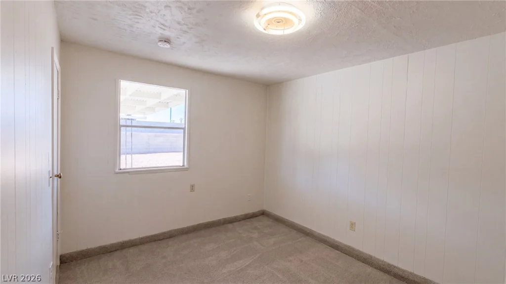 6121 Jones, Las Vegas, NV 89107