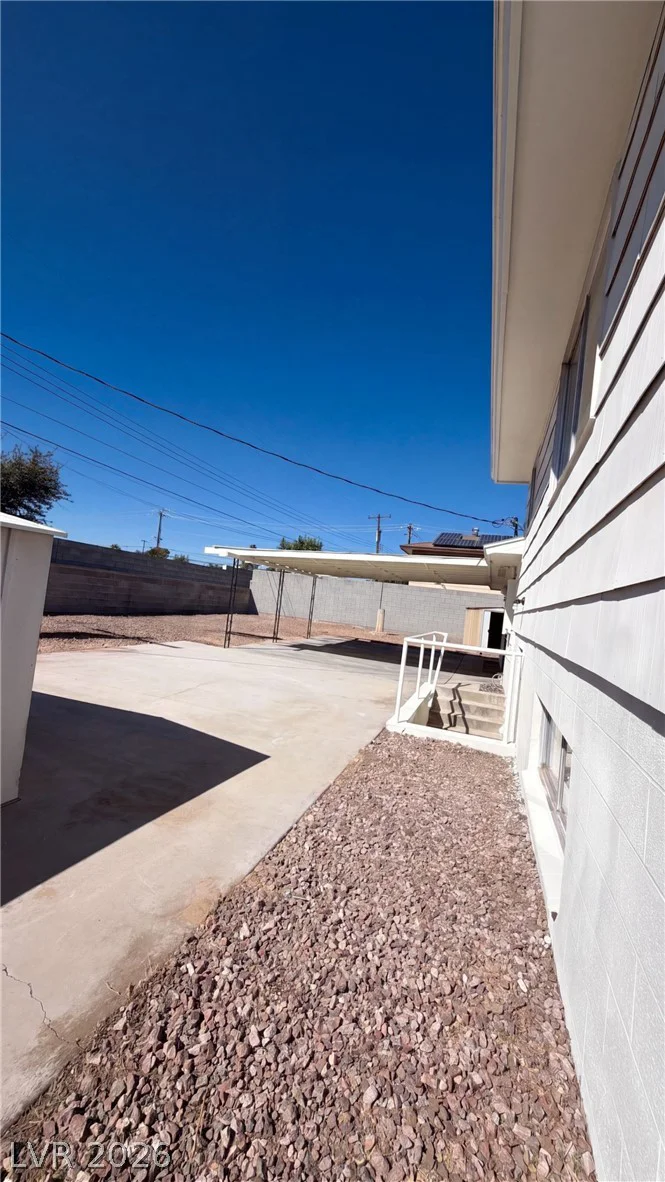 6121 Jones, Las Vegas, NV 89107