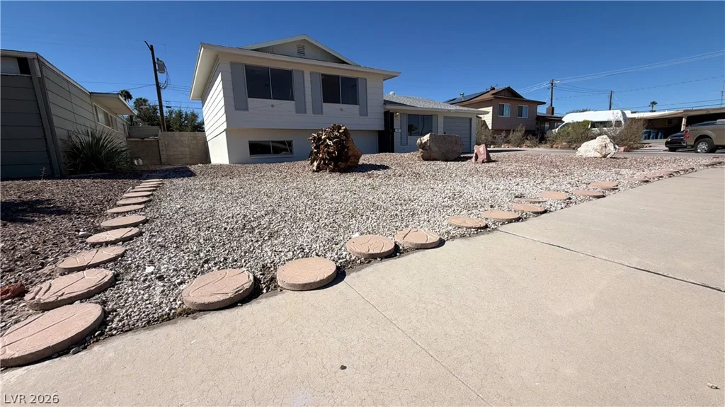 6121 Jones, Las Vegas, NV 89107
