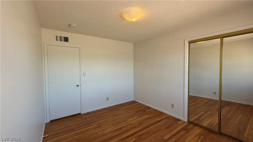 6121 Jones, Las Vegas, NV 89107