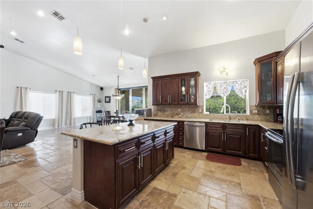 9760 Bright Angel, Las Vegas, NV 89149