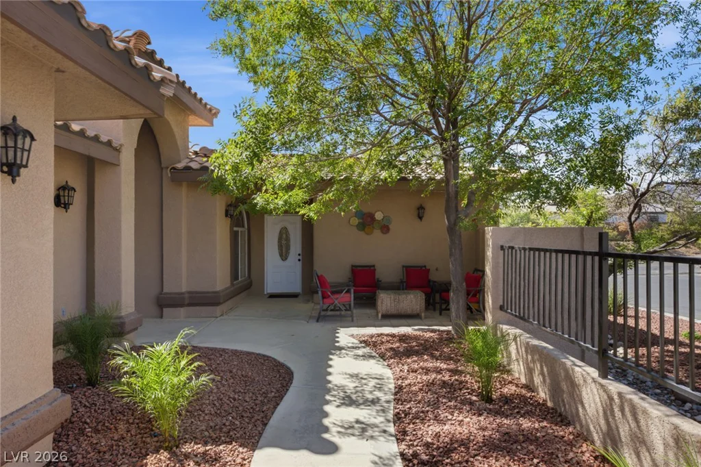 9760 Bright Angel, Las Vegas, NV 89149