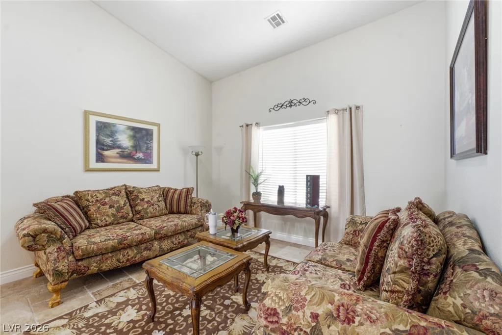 9760 Bright Angel, Las Vegas, NV 89149