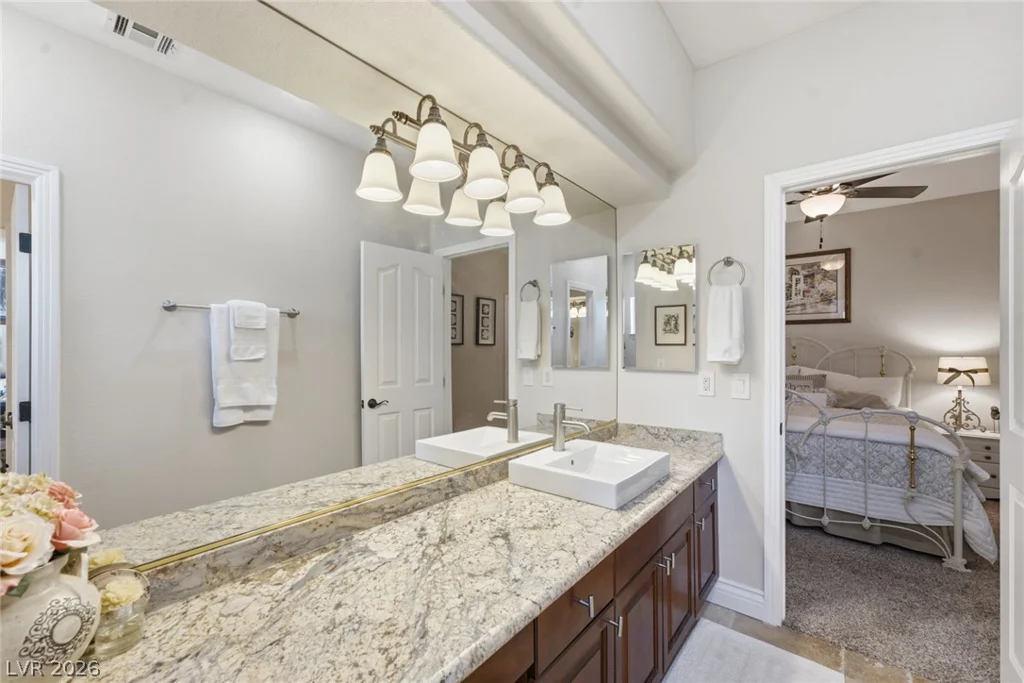 9760 Bright Angel, Las Vegas, NV 89149