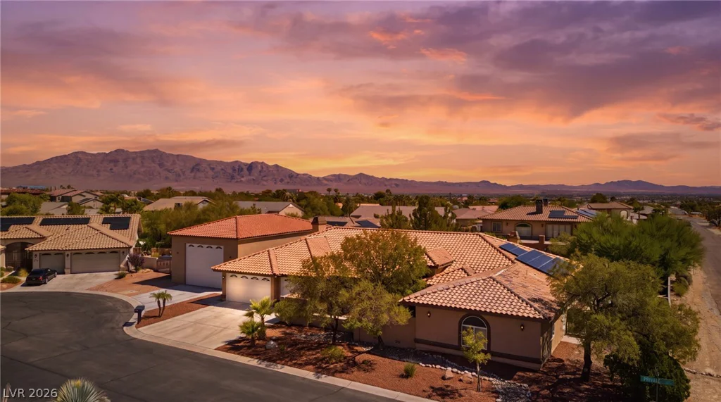 9760 Bright Angel, Las Vegas, NV 89149