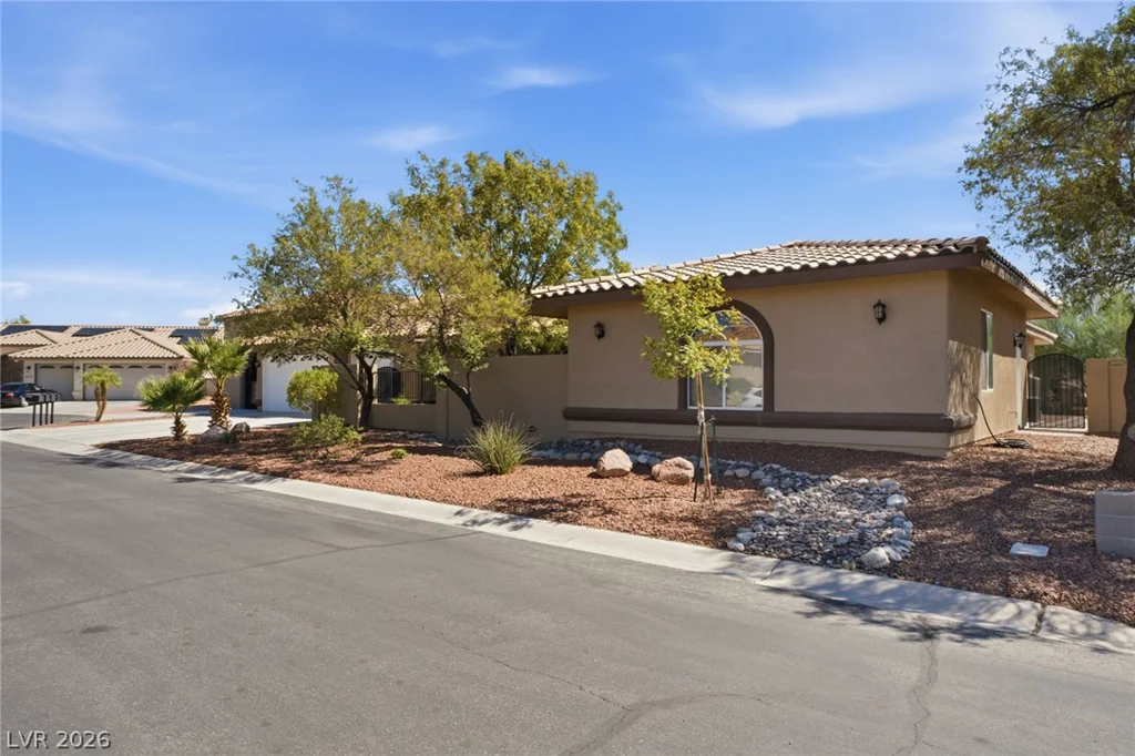 9760 Bright Angel, Las Vegas, NV 89149
