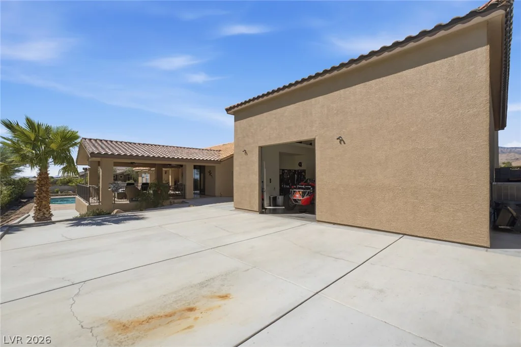 9760 Bright Angel, Las Vegas, NV 89149