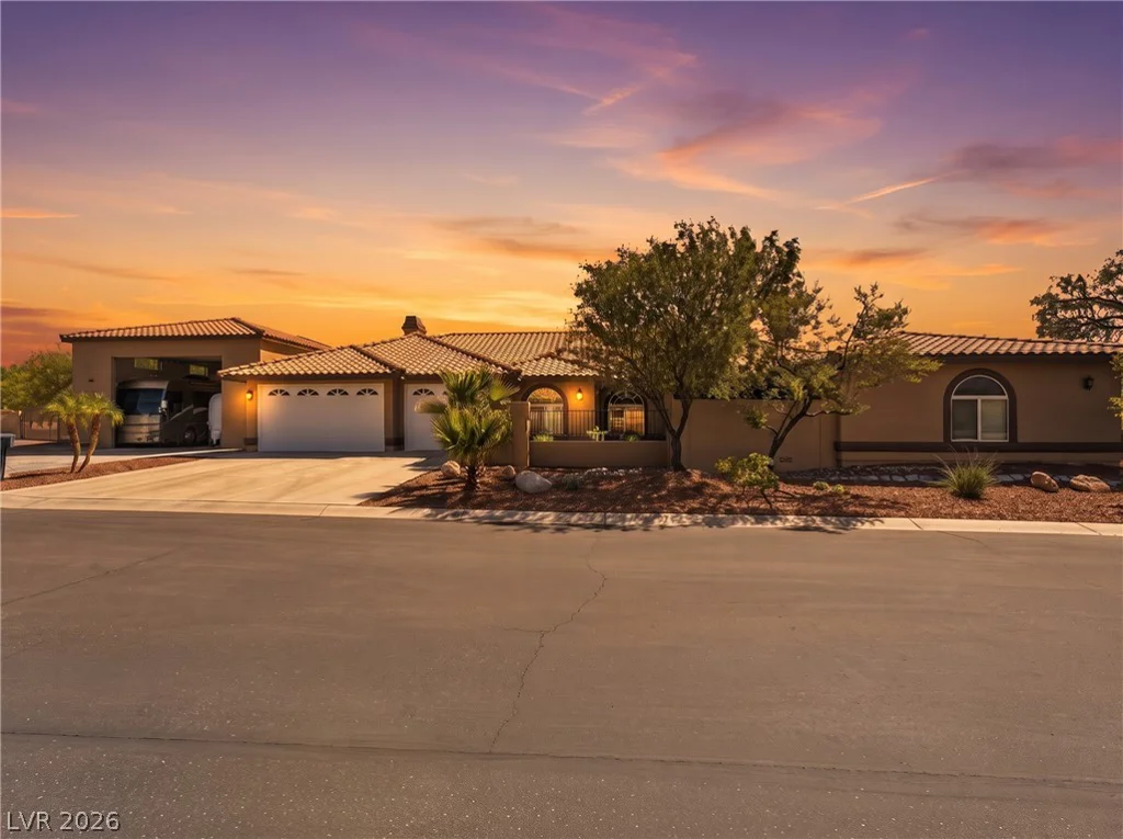 9760 Bright Angel, Las Vegas, NV 89149