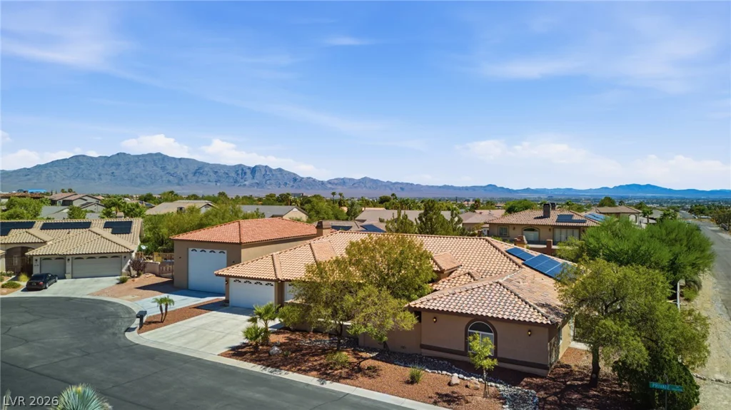 9760 Bright Angel, Las Vegas, NV 89149