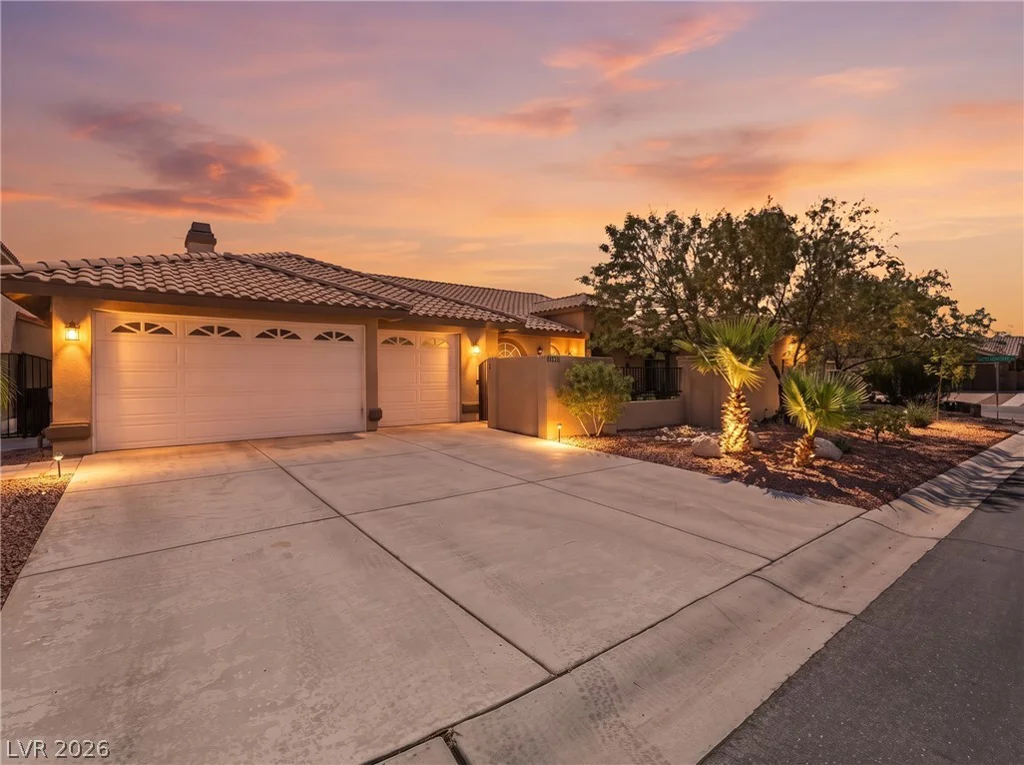 9760 Bright Angel, Las Vegas, NV 89149