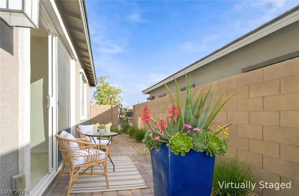 929 Silverfir, Las Vegas, NV 89138