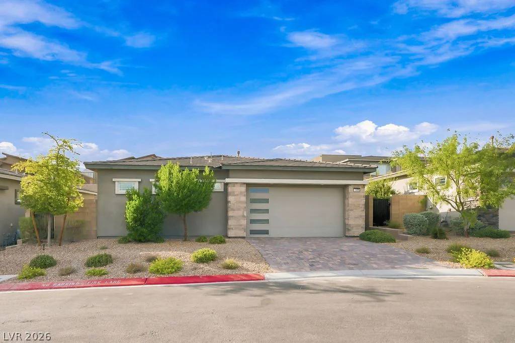 929 Silverfir, Las Vegas, NV 89138