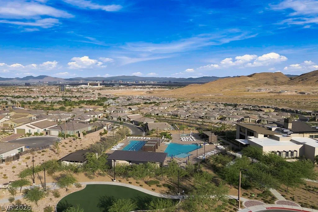 929 Silverfir, Las Vegas, NV 89138