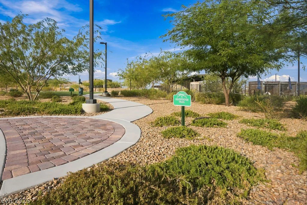 929 Silverfir, Las Vegas, NV 89138