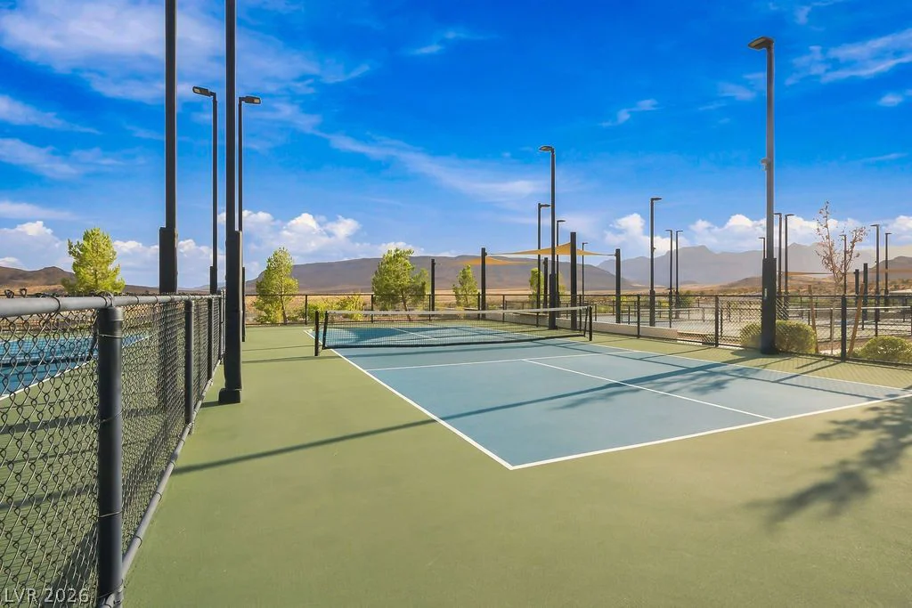 929 Silverfir, Las Vegas, NV 89138
