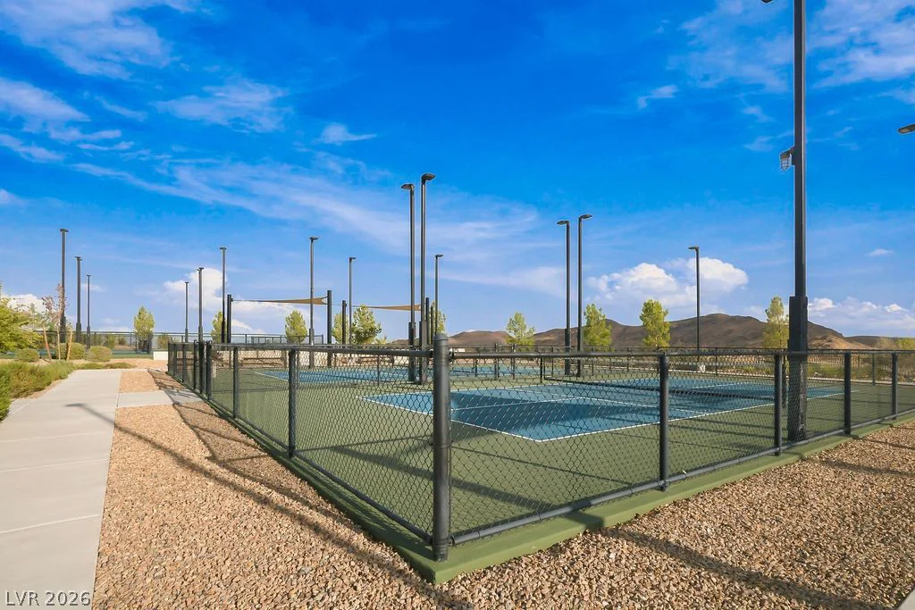 929 Silverfir, Las Vegas, NV 89138