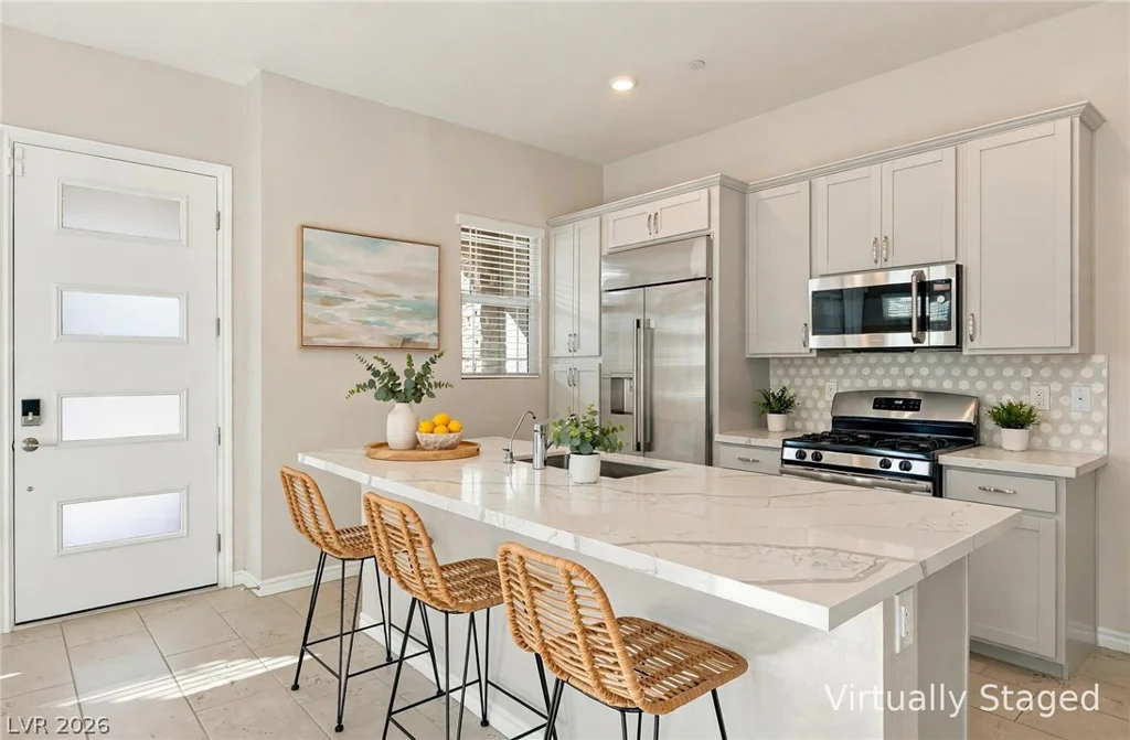 929 Silverfir, Las Vegas, NV 89138