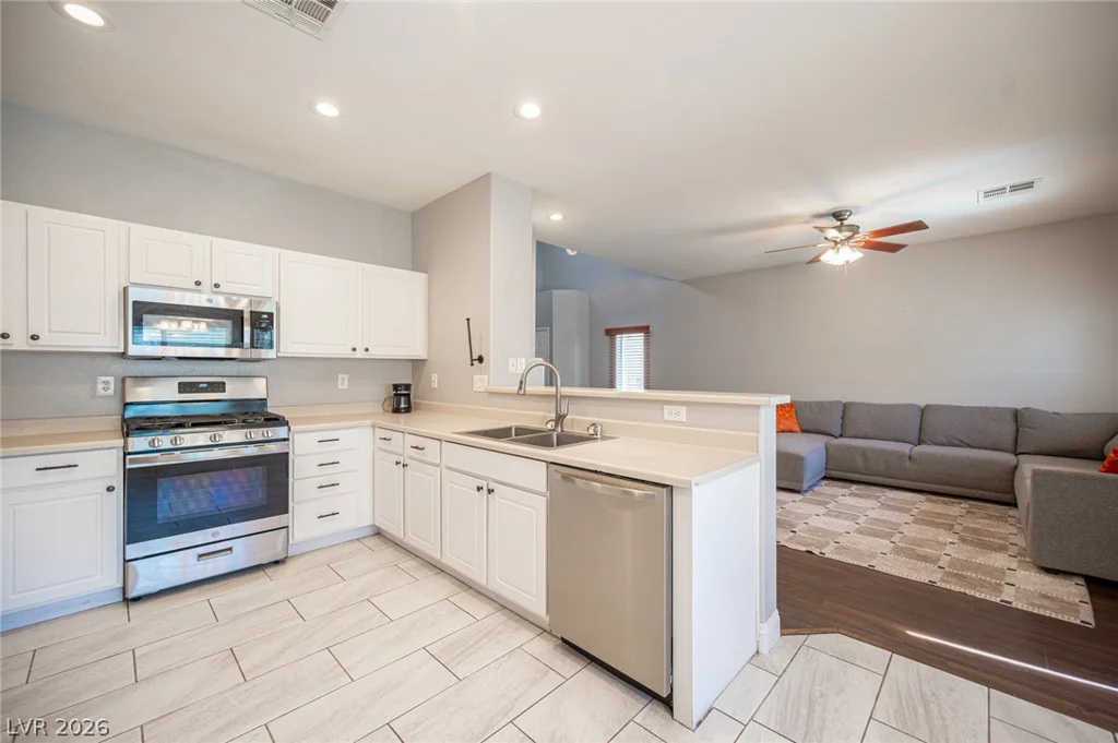 2463 Wrangler Walsh, Henderson, NV 89002