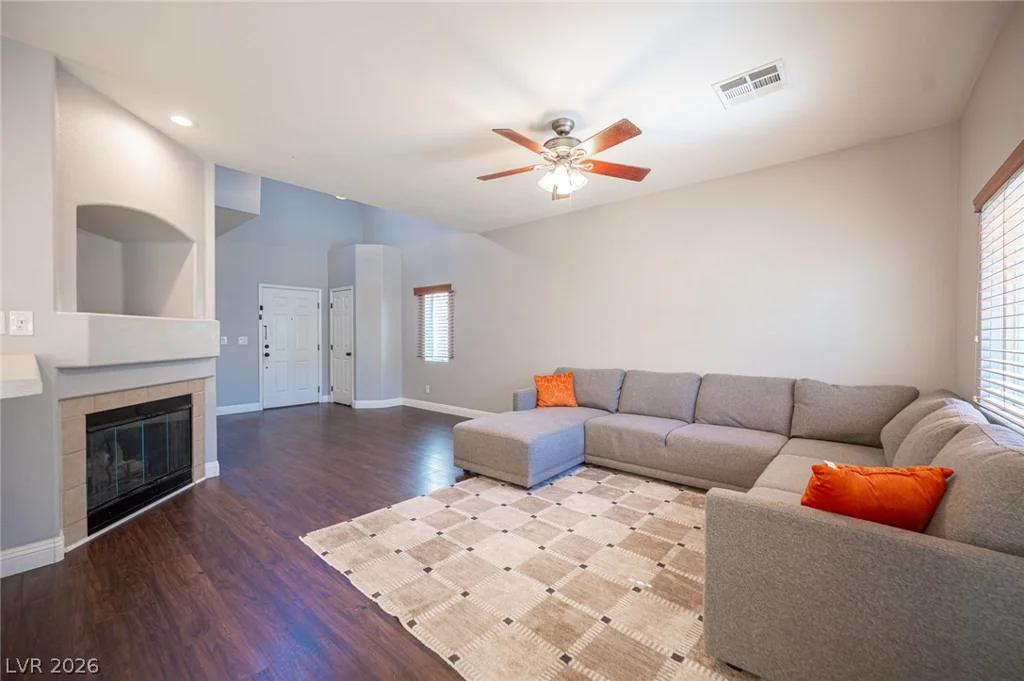 2463 Wrangler Walsh, Henderson, NV 89002