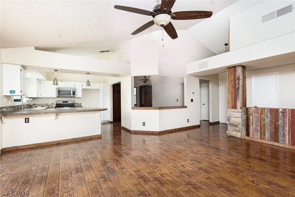 5008 Deep Forest, Las Vegas, NV 89130