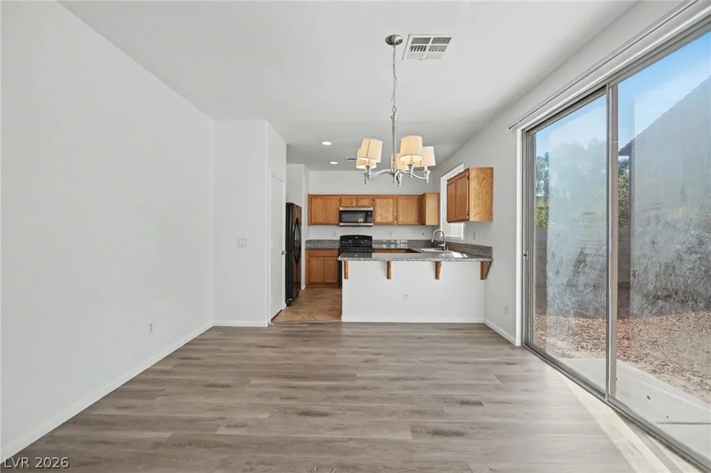 1919 Silver Crest, North Las Vegas, NV 89031