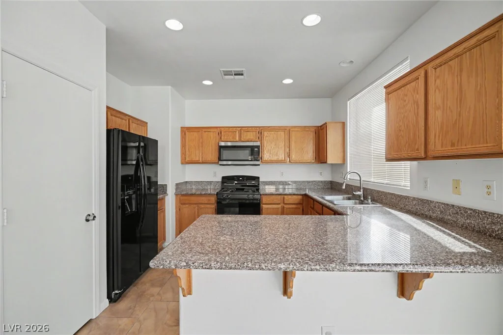 1919 Silver Crest, North Las Vegas, NV 89031
