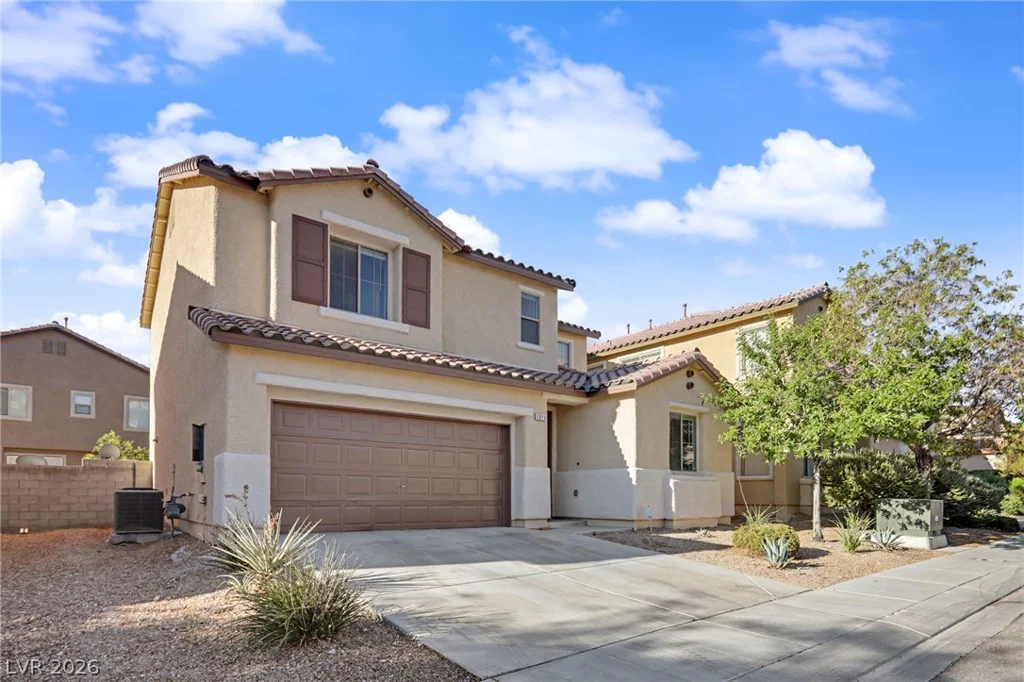 1919 Silver Crest, North Las Vegas, NV 89031