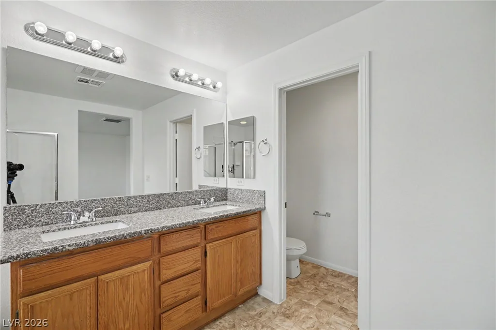 1919 Silver Crest, North Las Vegas, NV 89031