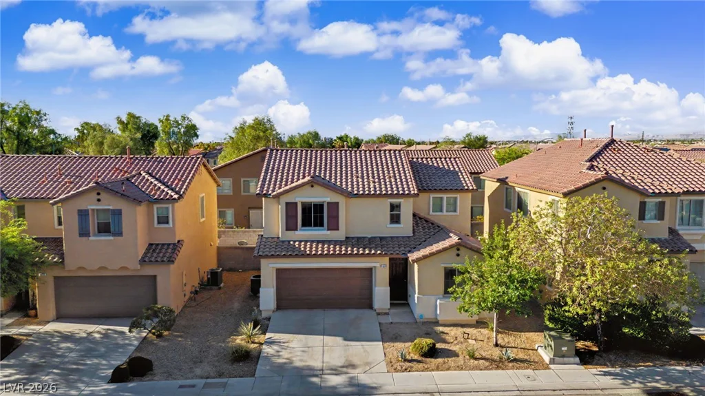 1919 Silver Crest, North Las Vegas, NV 89031