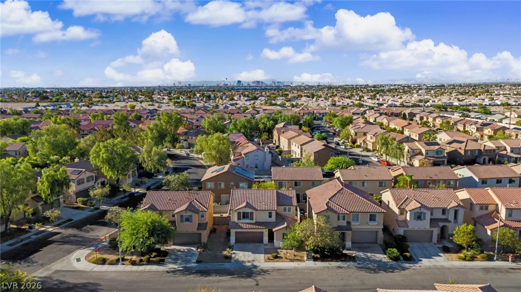 1919 Silver Crest, North Las Vegas, NV 89031