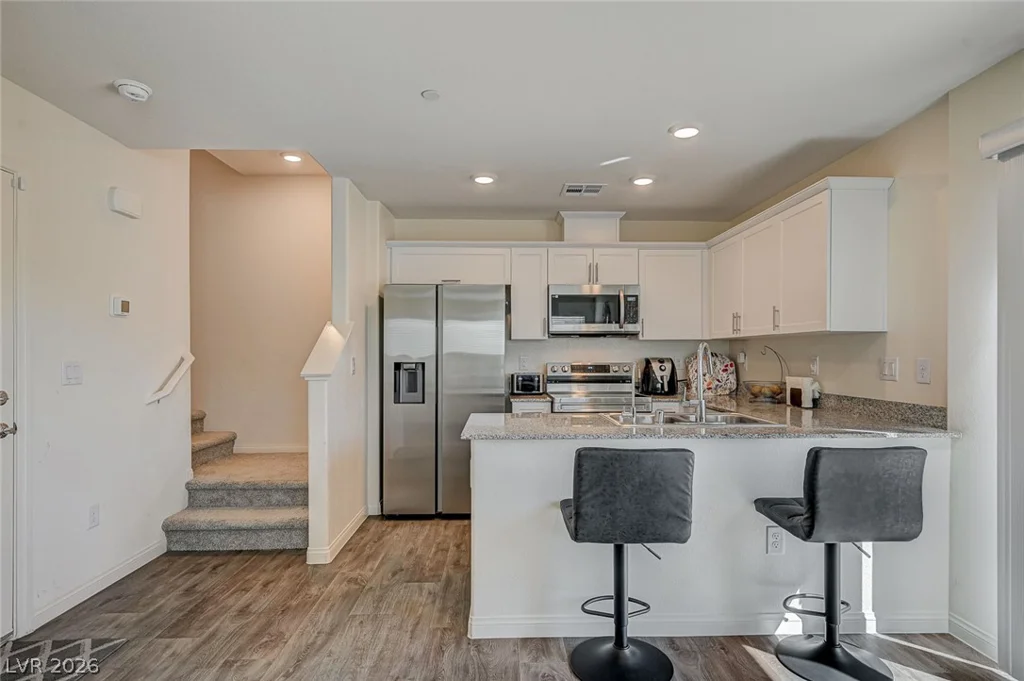2774 Champagne Gold, North Las Vegas, NV 89086