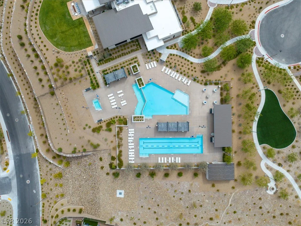 921 Woodburn, Las Vegas, NV 89138