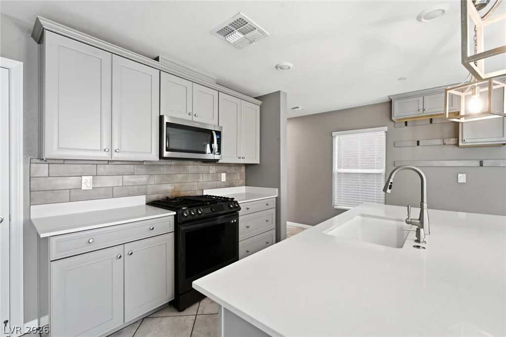 6530 Secret Grove, Las Vegas, NV 89130