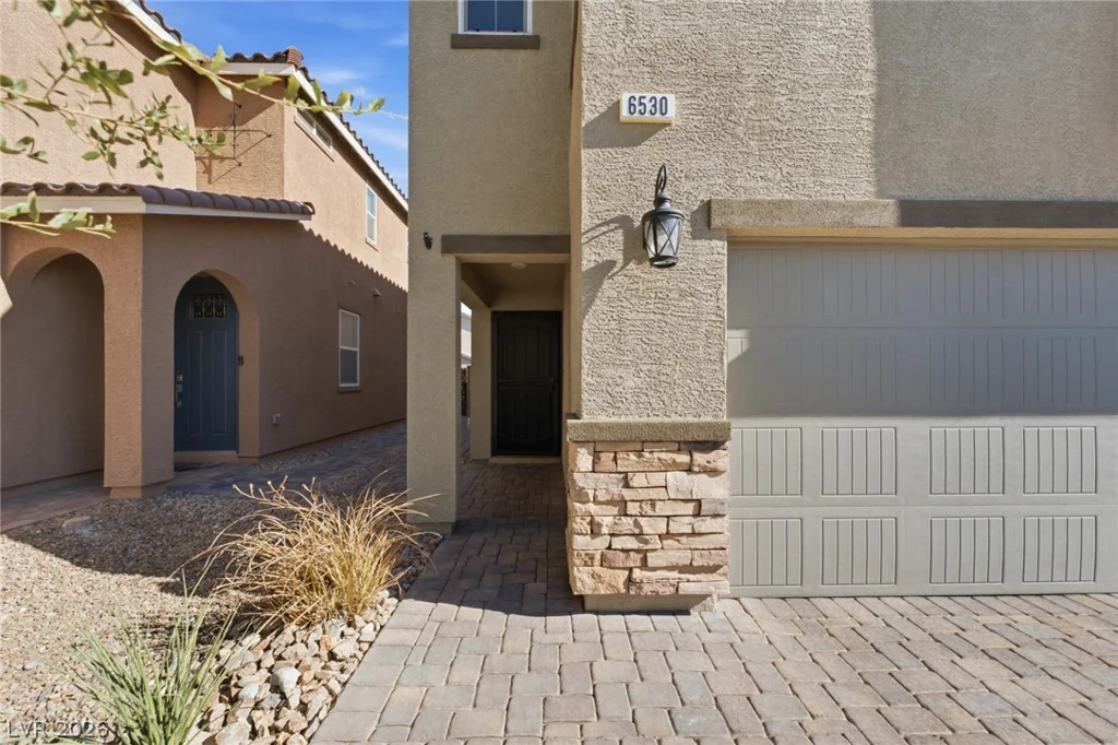 6530 Secret Grove, Las Vegas, NV 89130