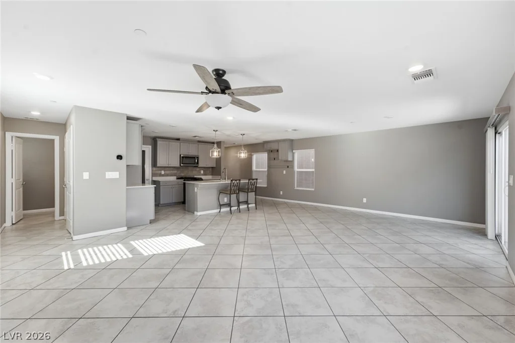 6530 Secret Grove, Las Vegas, NV 89130