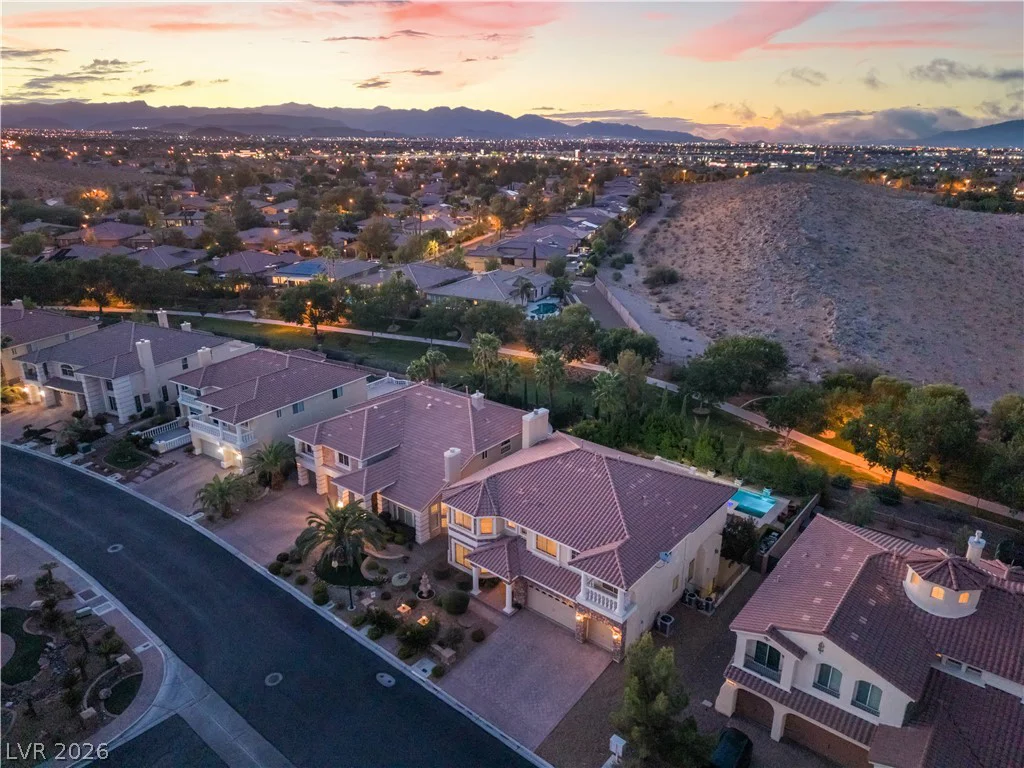 4360 Grey Spencer, Las Vegas, NV 89141