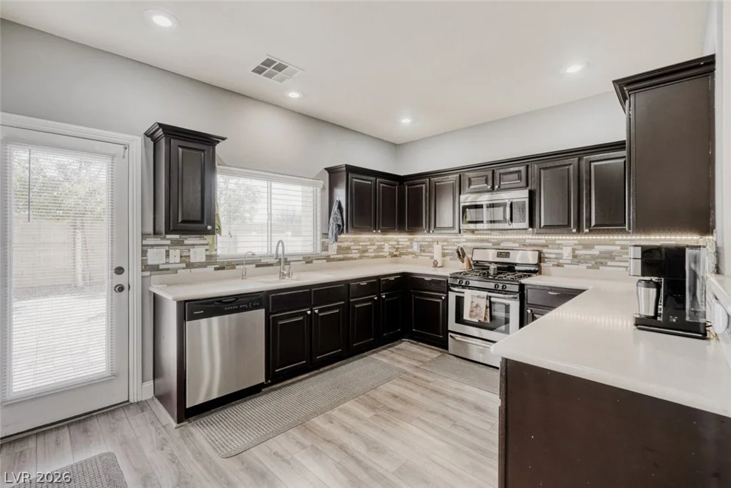 9434 Marshall Creek, Las Vegas, NV 89178