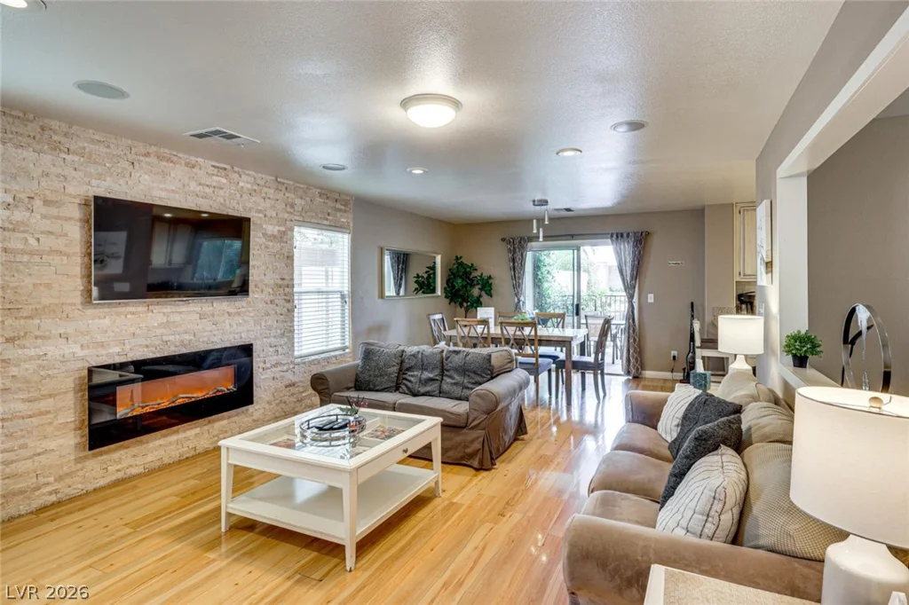7443 Easingwold, Las Vegas, NV 89113