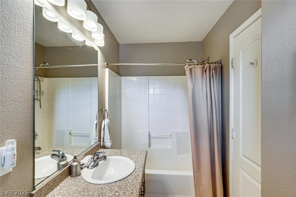 7443 Easingwold, Las Vegas, NV 89113