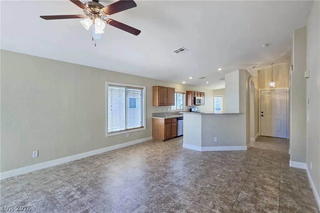 5324 Manor Stone, North Las Vegas, NV 89081