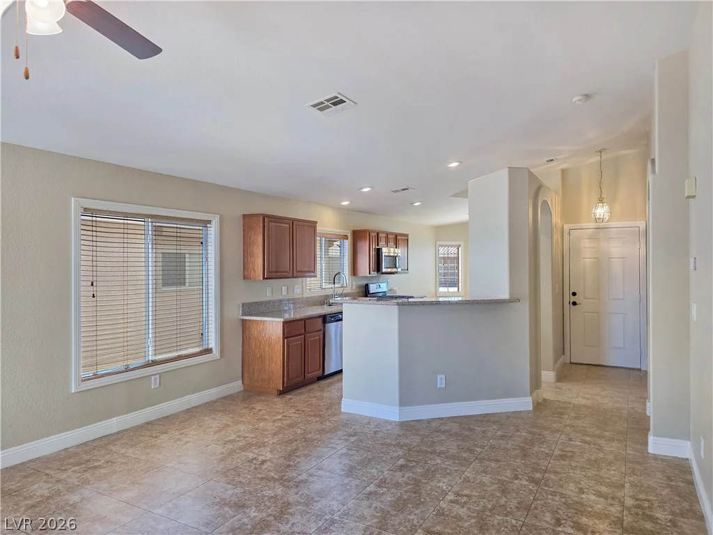 5324 Manor Stone, North Las Vegas, NV 89081