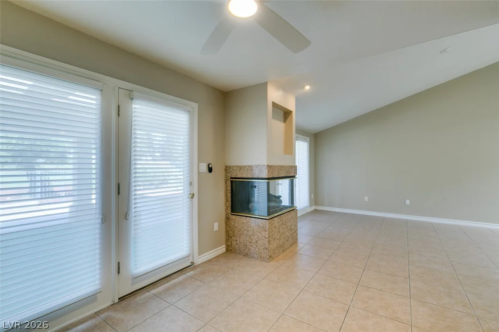 3043 Bel Air, Las Vegas, NV 89109