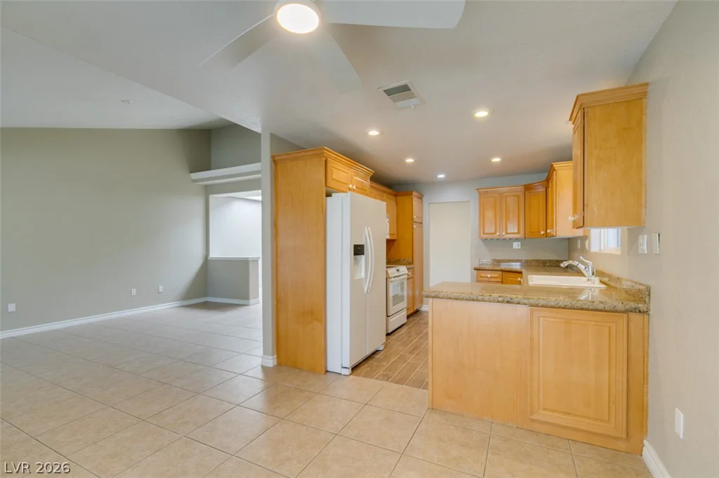 3043 Bel Air, Las Vegas, NV 89109
