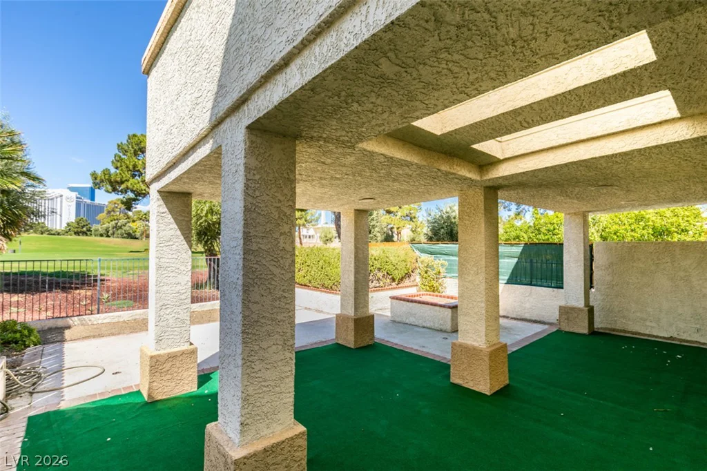 3043 Bel Air, Las Vegas, NV 89109