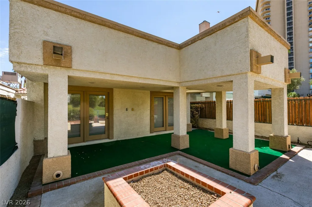 3043 Bel Air, Las Vegas, NV 89109