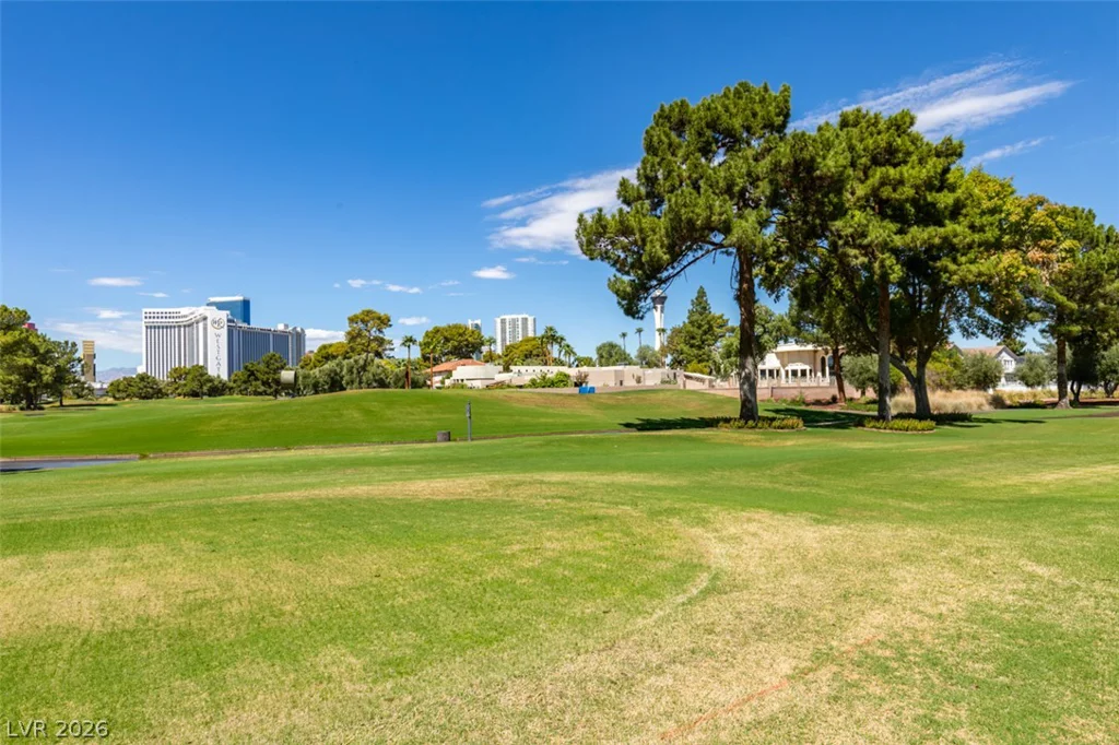 3043 Bel Air, Las Vegas, NV 89109