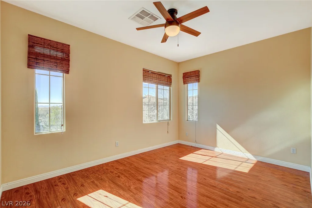11832 Barcinas, Las Vegas, NV 89138
