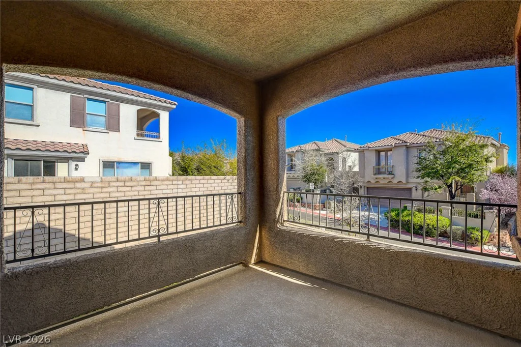 11832 Barcinas, Las Vegas, NV 89138